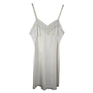 Vintage 100% Nylon Slip Dress Size 36‎ Ivory Lace Trim USA Made Lingerie